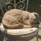 sleeping-cat-sculpture