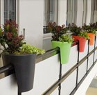 balcony-pot-green