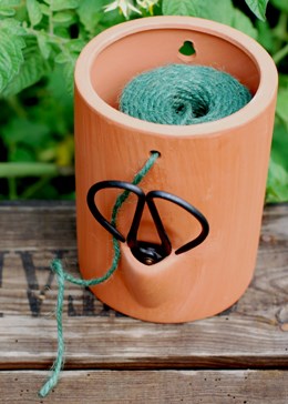Terracotta twine dispenser