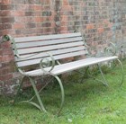 Montpellier bench - lichen green