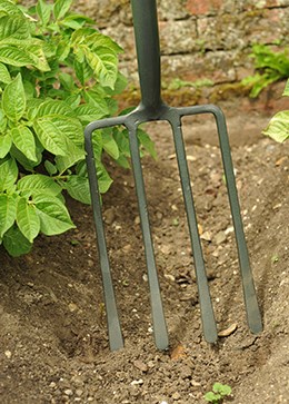 Traditional potato fork by Joseph Bentley