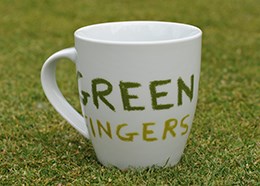Green fingers mug by Jamie Oliver