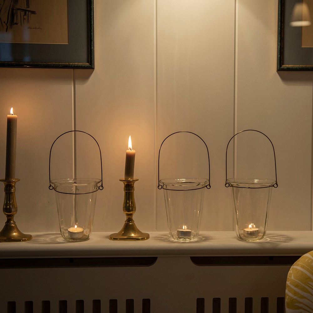 Hanging glass lantern