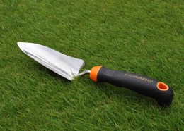 Fiskars stainless steel transplanting trowel