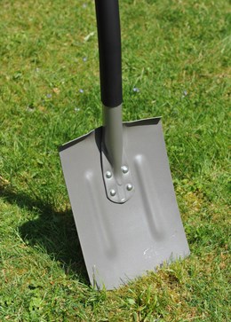 Fiskars lightweight digging spade