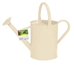 Metal watering can - cream