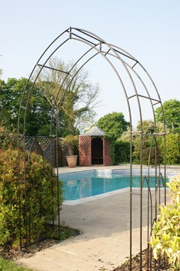Decorative solid steel arch