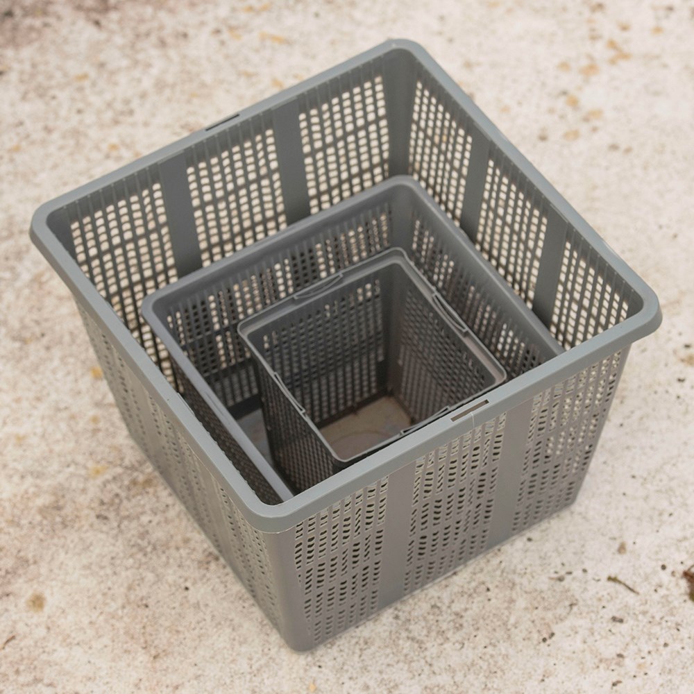 Pond plant basket