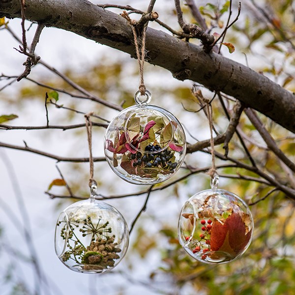 Large bauble tealight holder