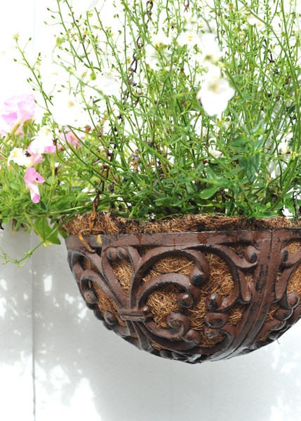 Cast iron hanging basket