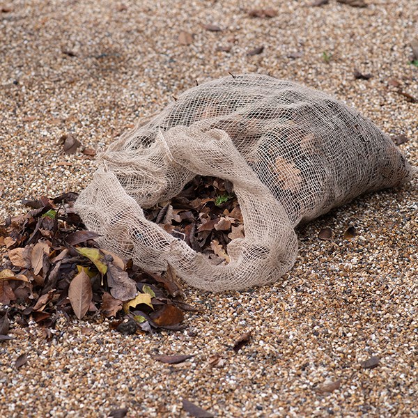 Compostable leaf sack for composting leaves