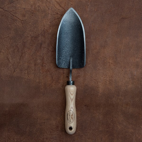 DeWit professional planting trowel