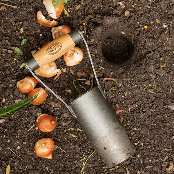DeWit hand bulb planter