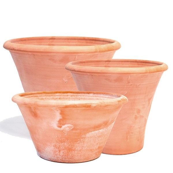 Terracotta arc pot