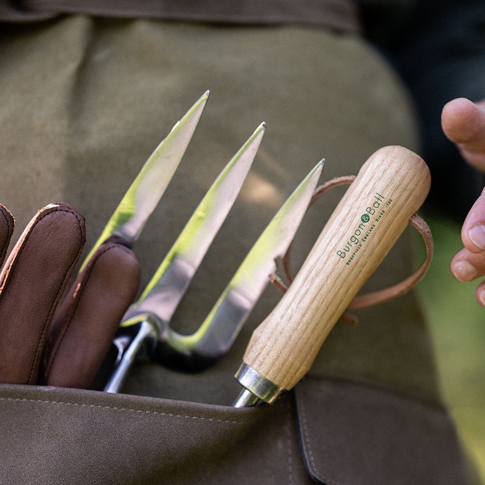 RHS Burgon and Ball hand trowel