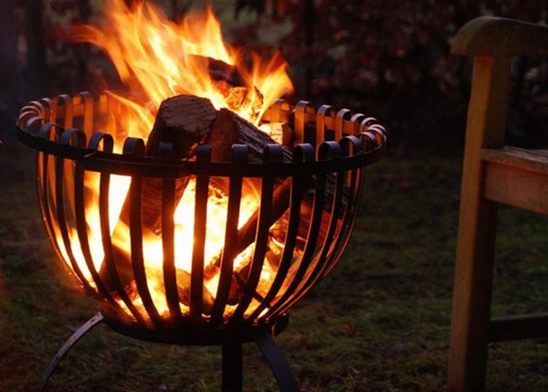 Steel fire basket