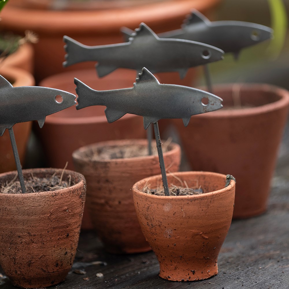 Metal fish plant markers - set of 4