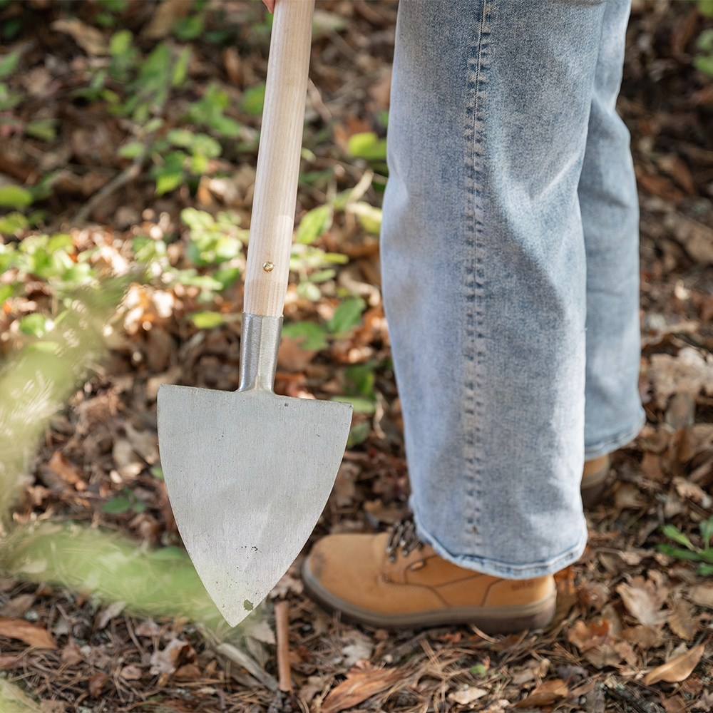 Sneeboer pointed spade