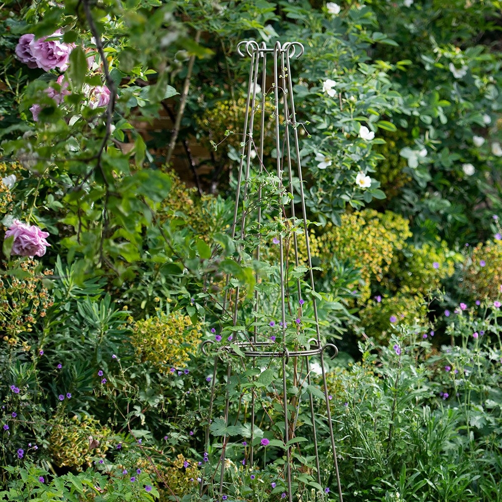 Elegant tiered metal obelisk - 3 tier pewter