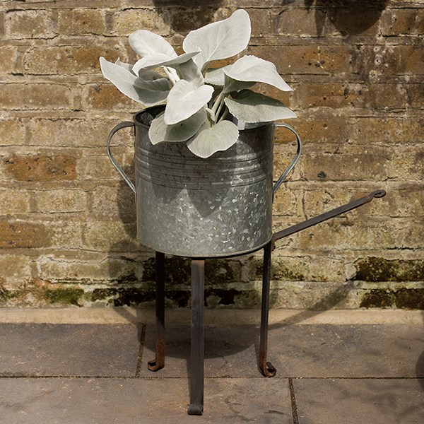 Open fire cooking tripod