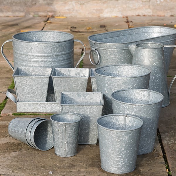 Single galvanised metal pot