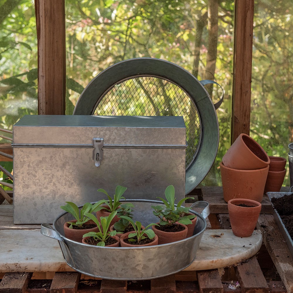 Lockable galvanised calendar seed trunk