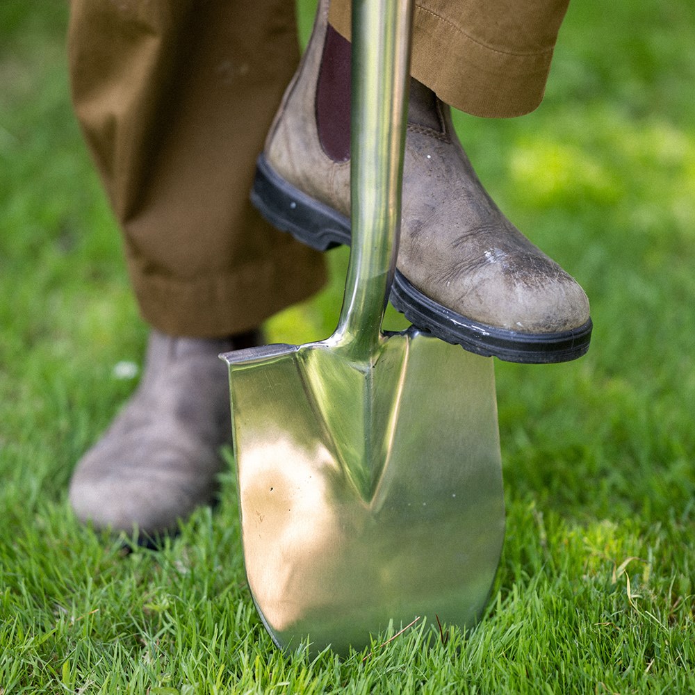 RHS Burgon and Ball ladies stainless steel groundbreaker spade