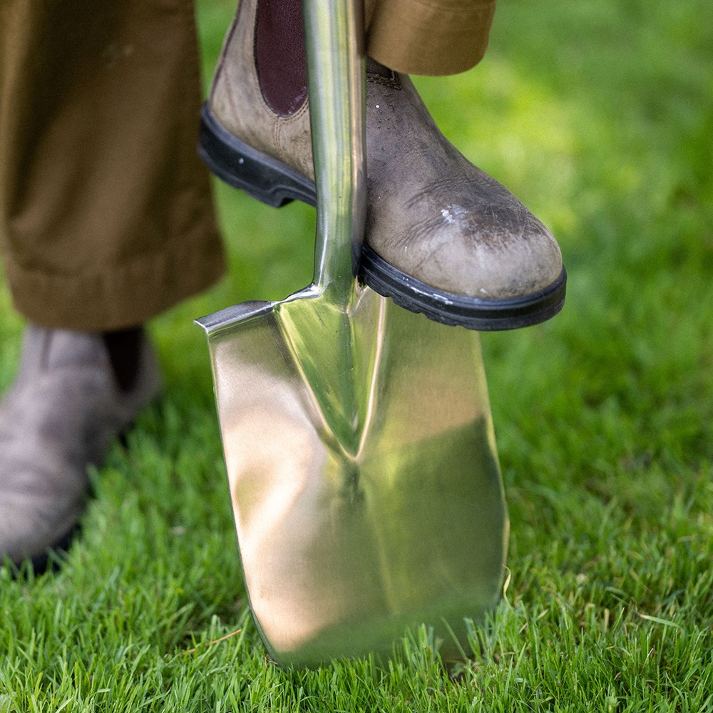 RHS Burgon and Ball mens stainless groundbreaker spade