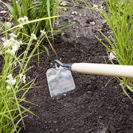 RHS Burgon and Ball stainless draw hoe