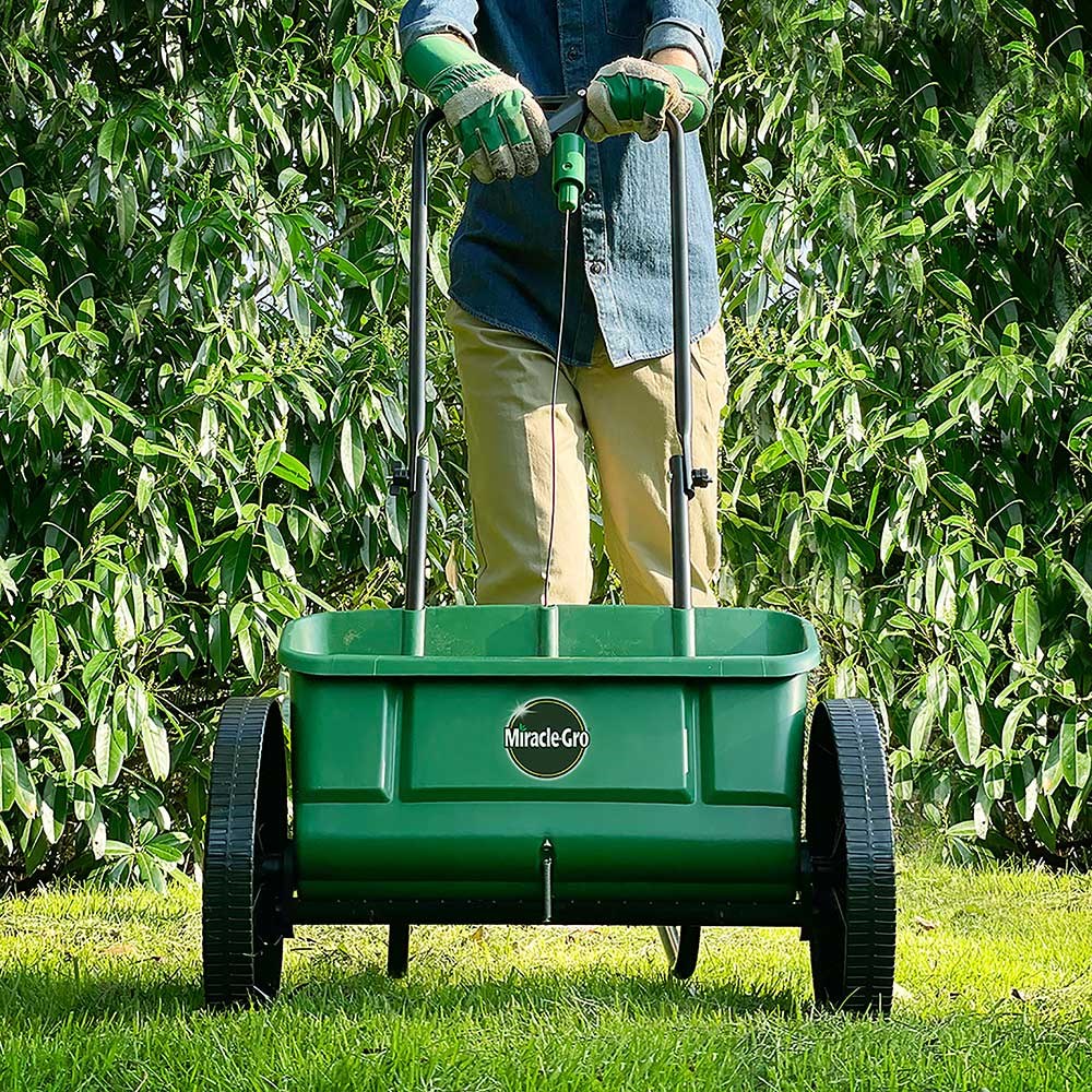 Miracle gro drop spreader