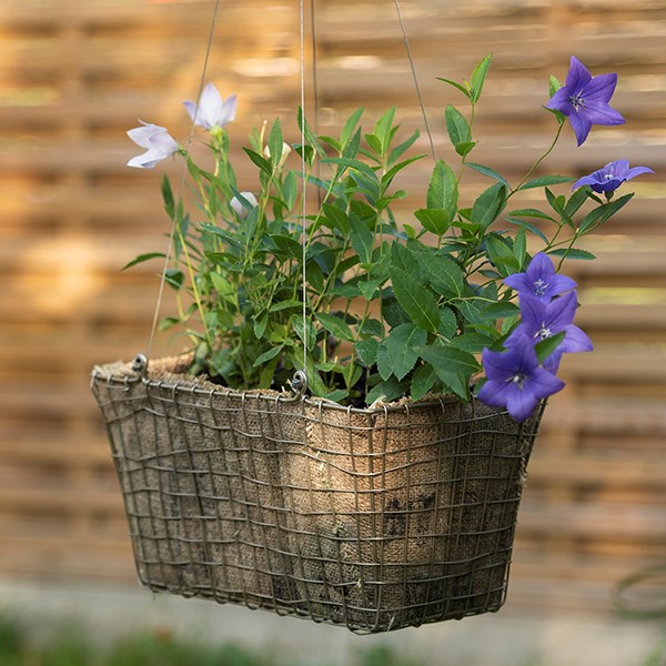 Rectangular net hanging basket