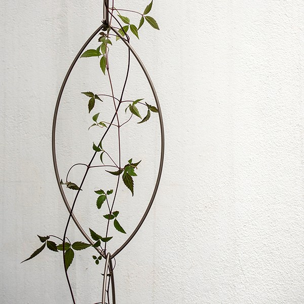 Wall chain climber support