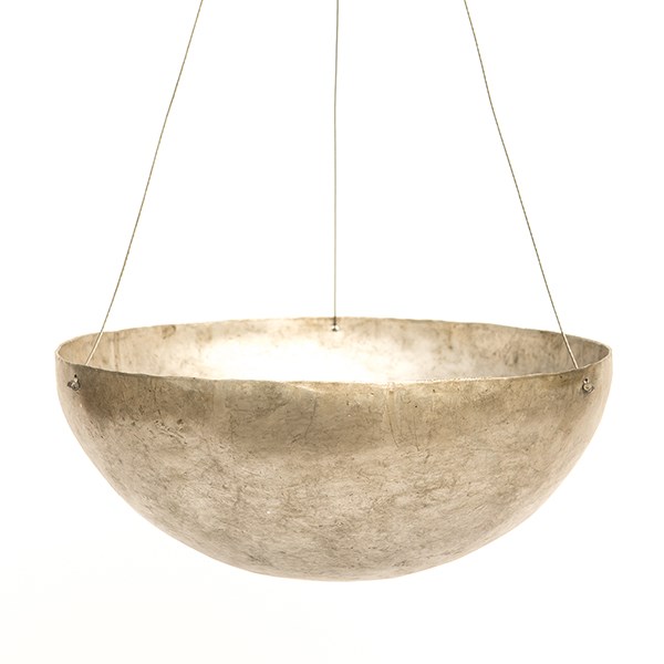 Hanging sphere planter