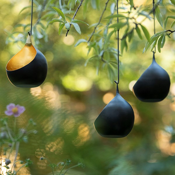 Hanging tealight holder - golden