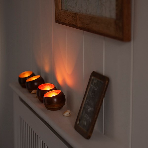 Sphere tealight holder