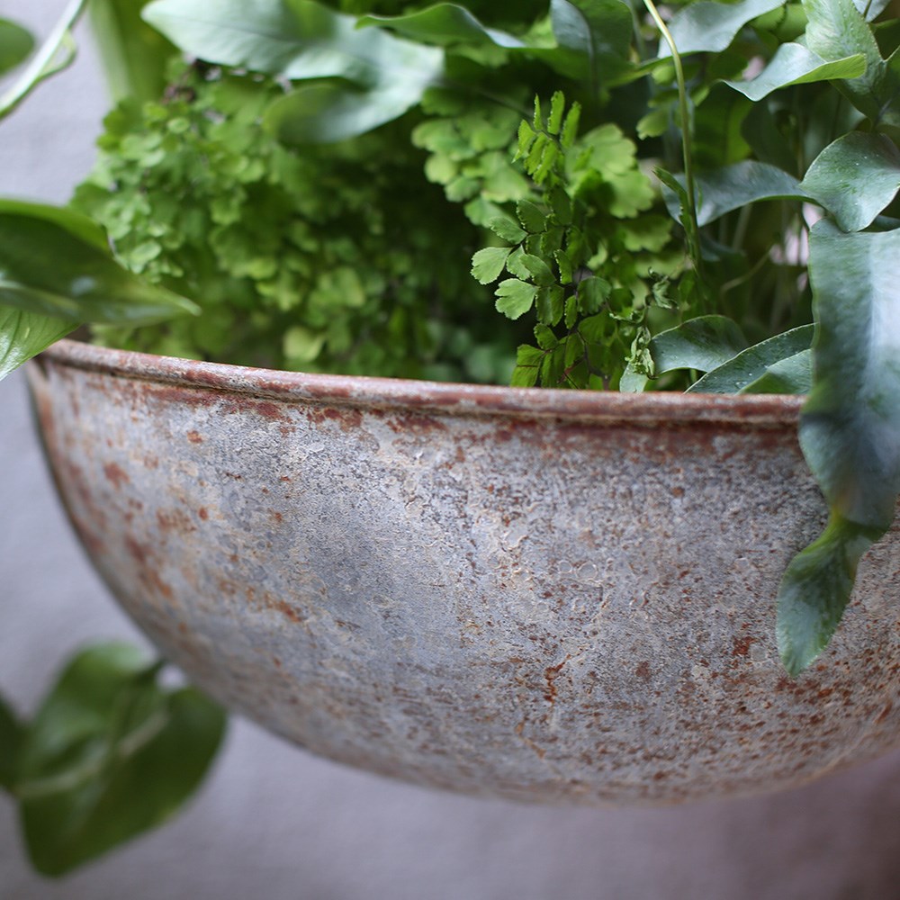 Rustic round hanging planter