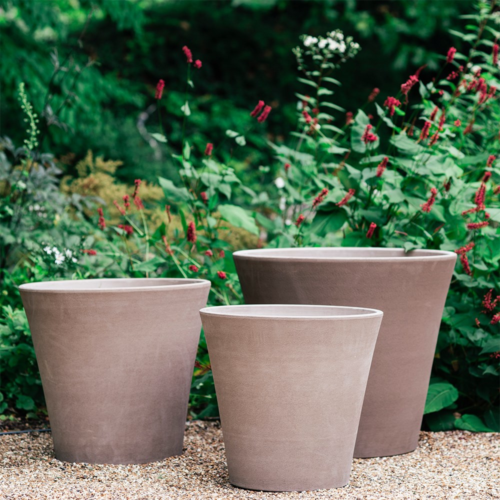 Conical Italian terracotta pot - grey