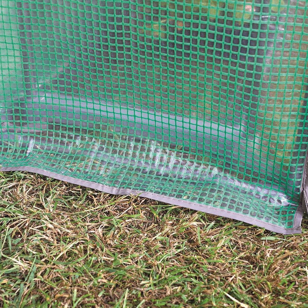 Tomato growhouse with cover