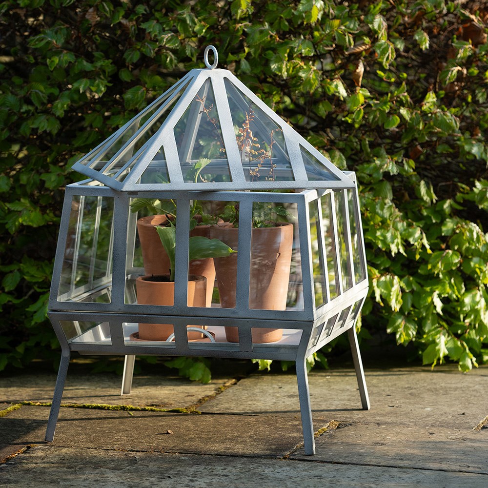 Square Victorian growhouse - chalky white