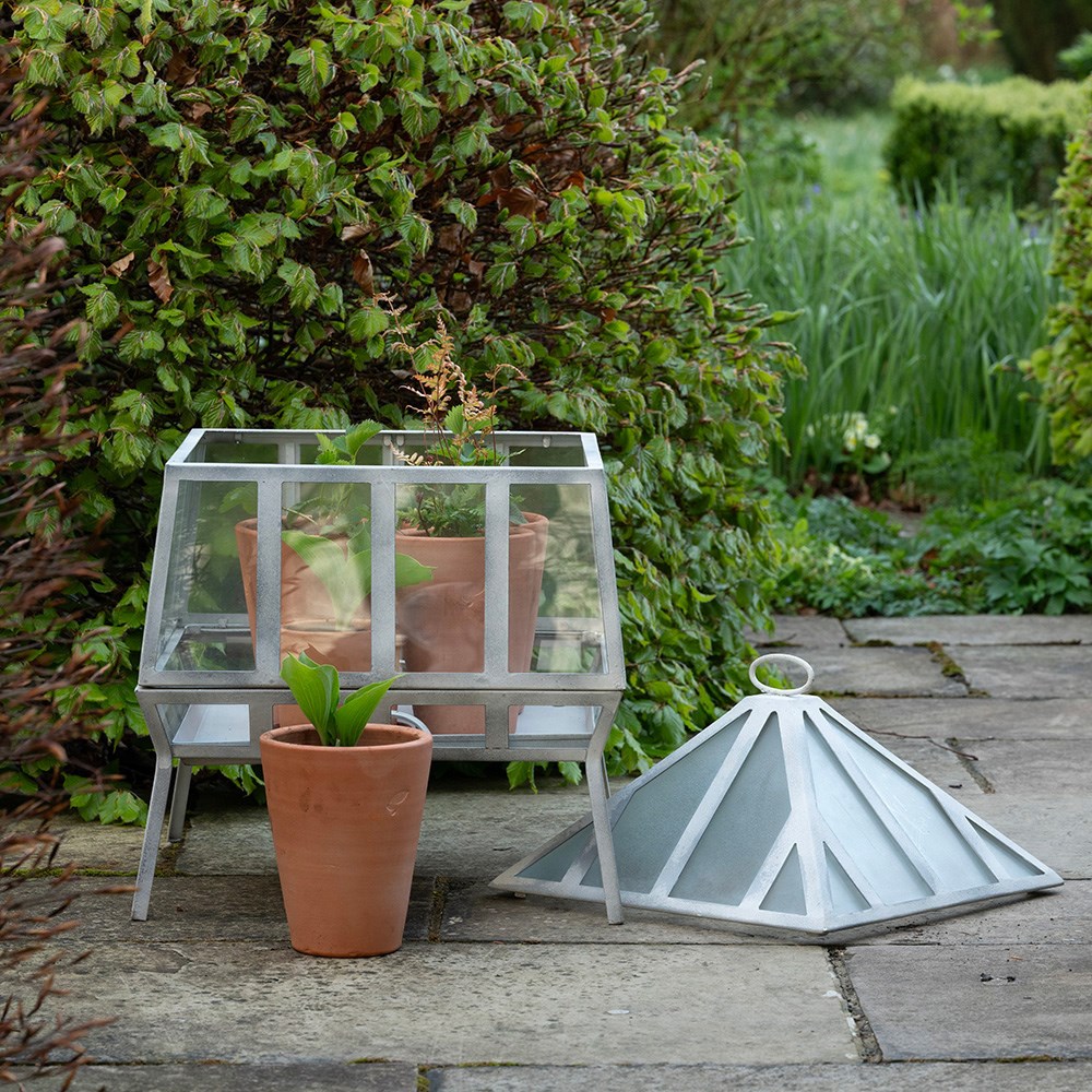 Square Victorian growhouse - chalky white