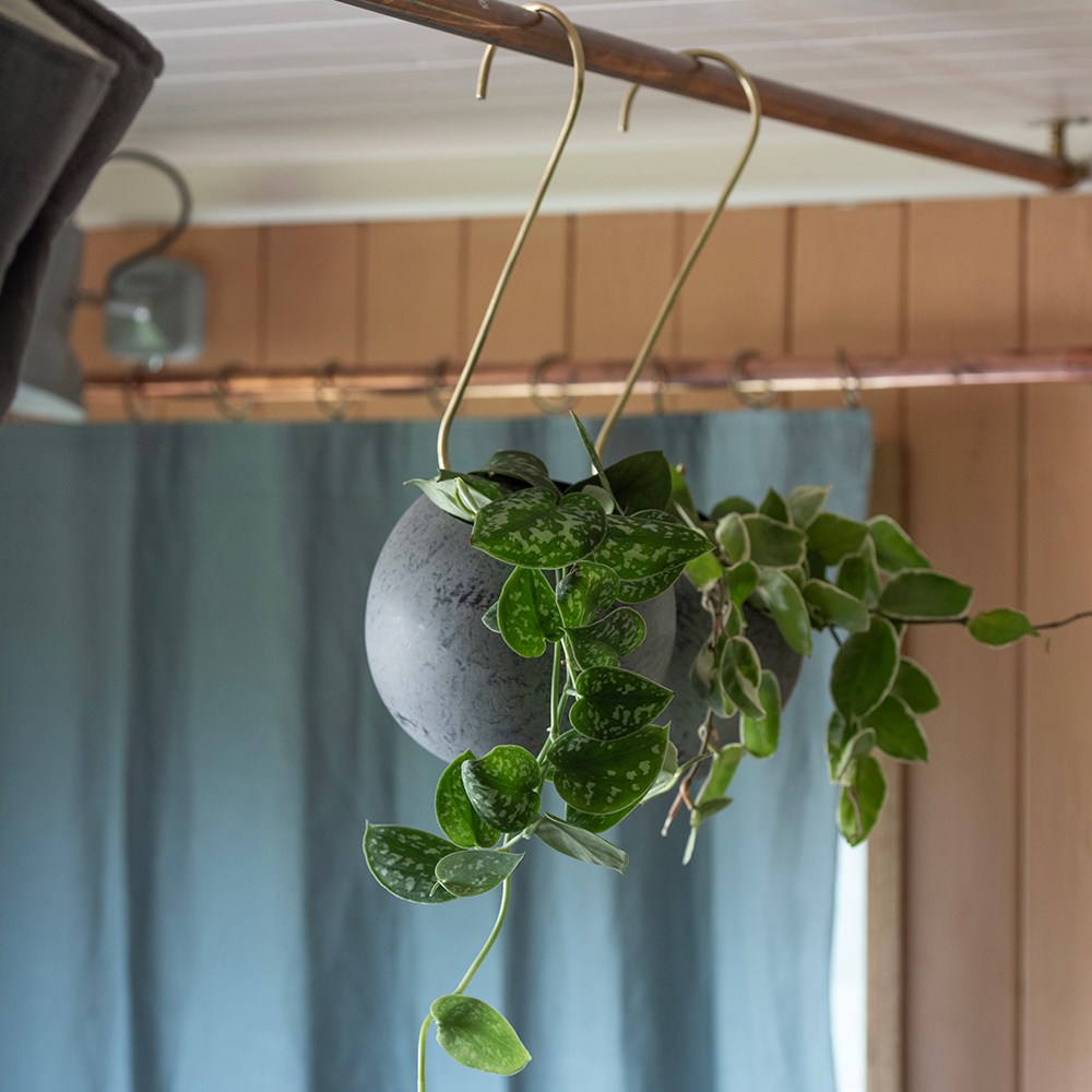 Sphere hanging plant pot - aged zinc