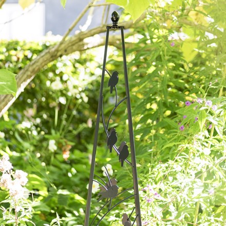Perching birds obelisk - black