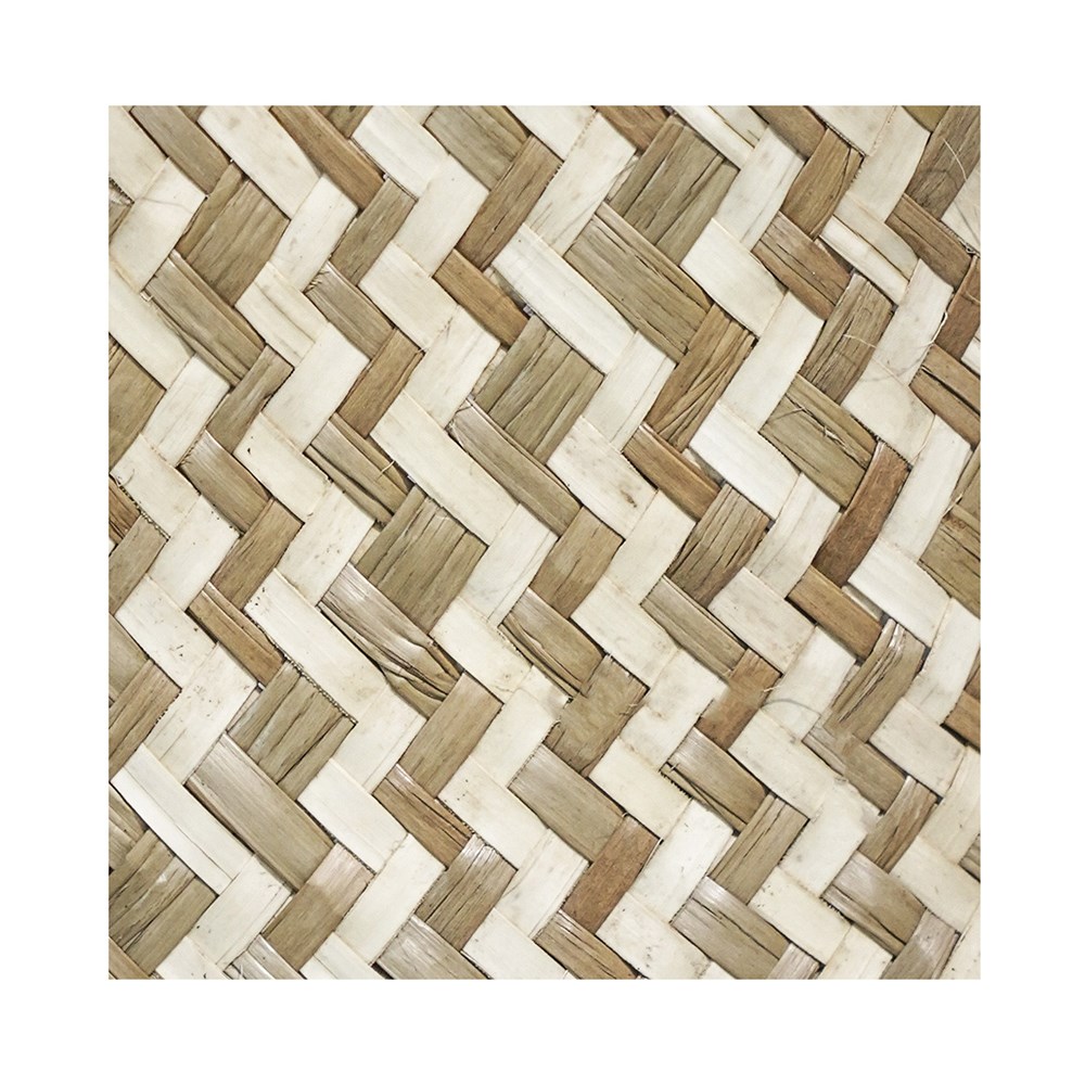Seagrass chevron lined plant basket - white