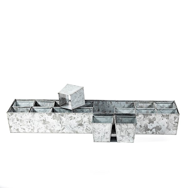 Galvanised metal tray with 16 grow pods