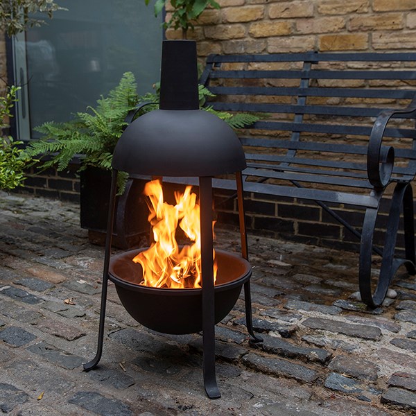 Hooded jiko fire pit with fire starter dome