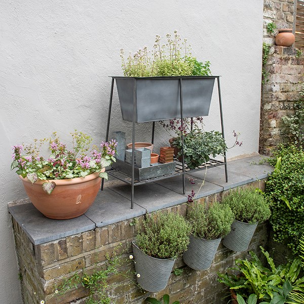 Trough on stand with shelf - long