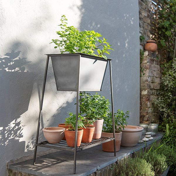 Trough on stand with shelf - short