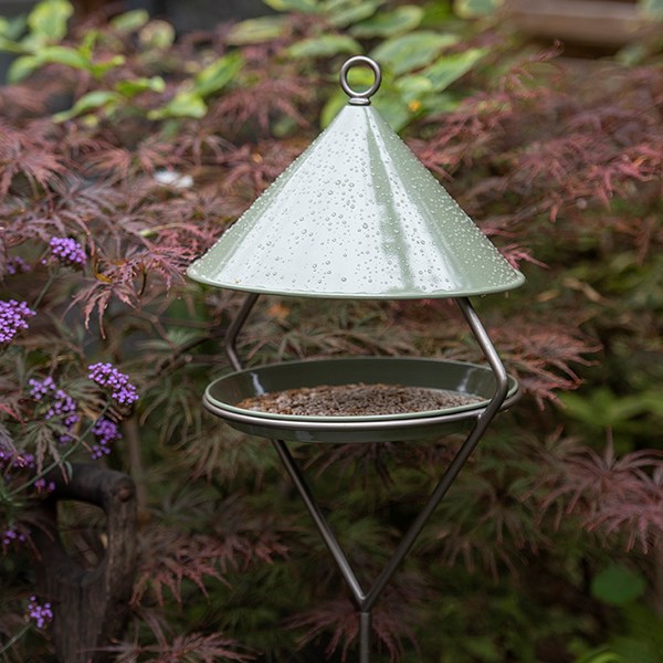 Bird feeding hut on stake - Crocus green