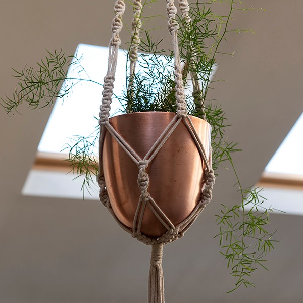 Macrame hanger with brushed copper pot