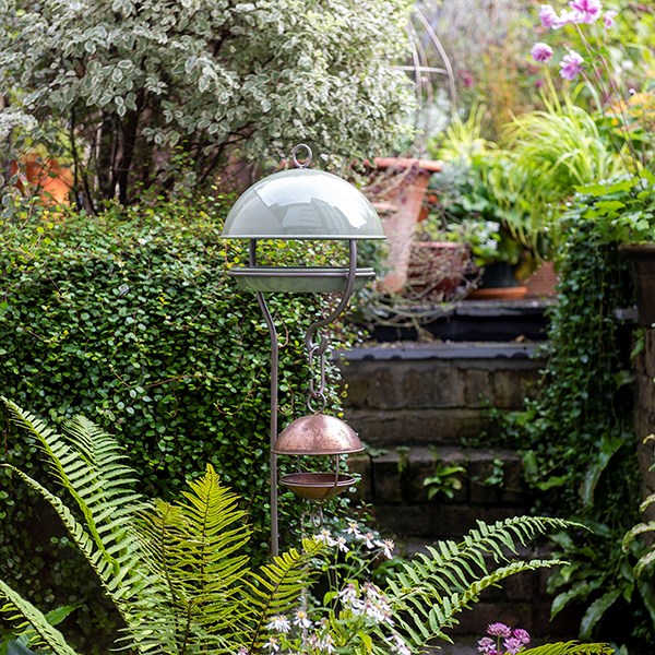 Stake bird feeding dome - Crocus green